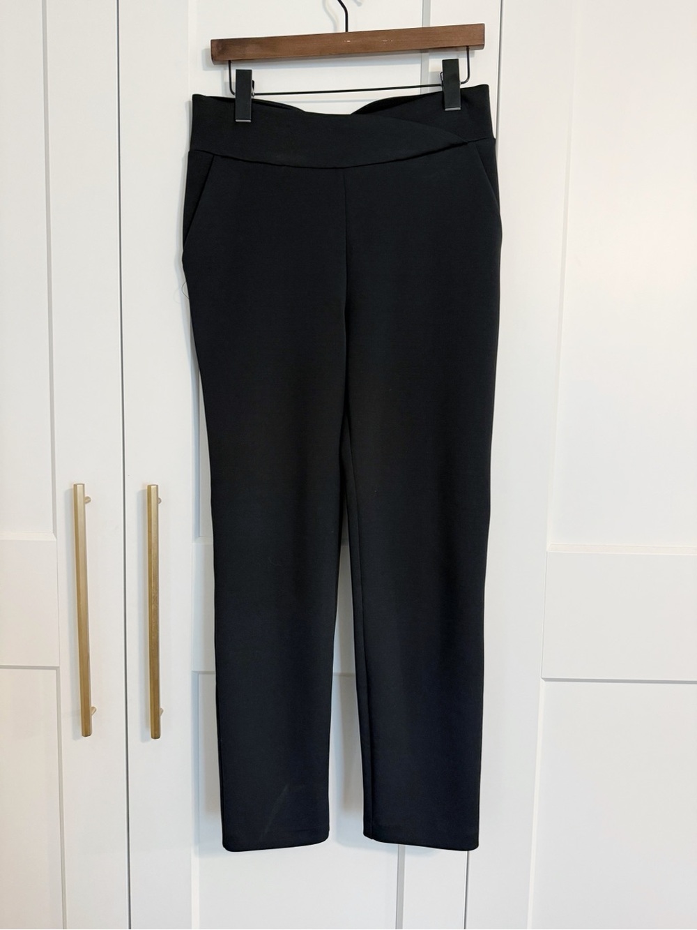 The Fold Women’s US 8 Solid Black Pull On Slim-Leg Trouser Pants